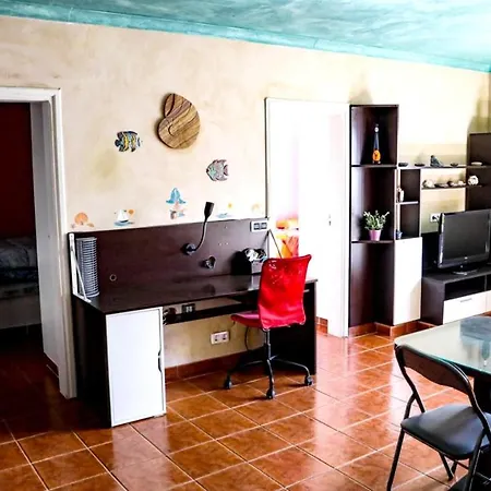 בית נופש Holiday Calle Montina